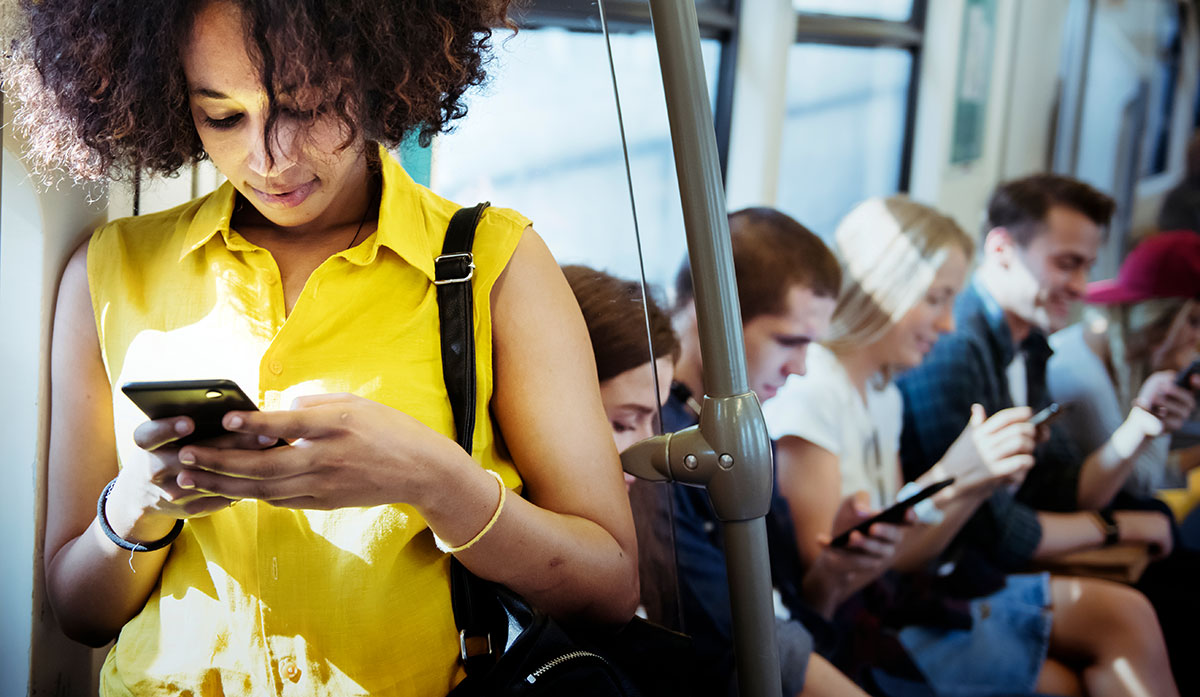 Learning on your commute using smart devices