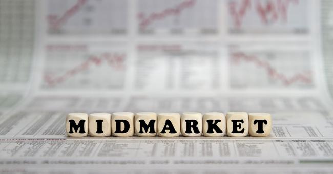 2022 Mid-Market Channel Strategy - How to Scale Midmarket blocks over graphs and charts