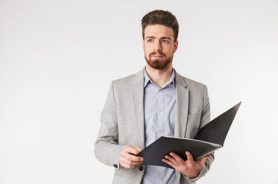 Man wondering if he will lose quality of service if he outsources